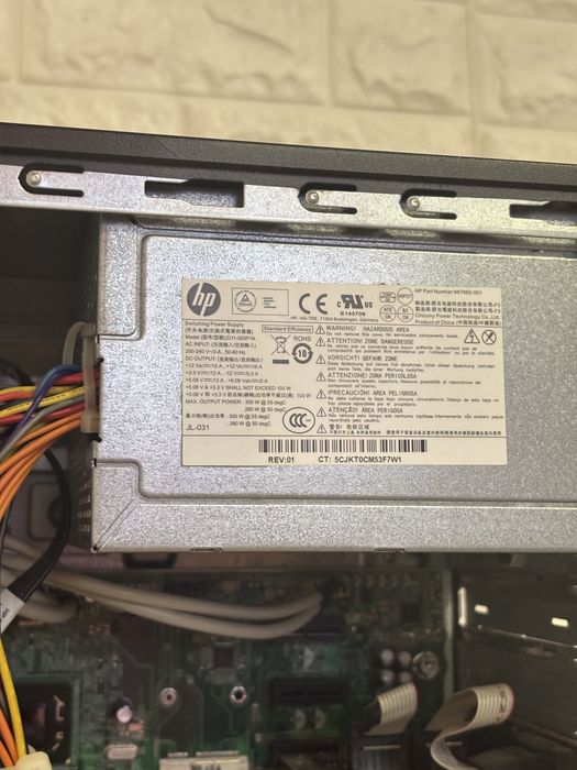 Продам компютер з монітром /працює