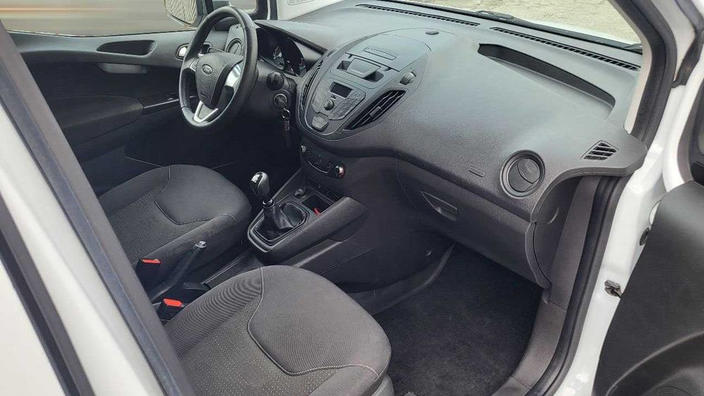 Ford Courier Trend Van 1.5D 75cv 2021 - 82.000Km