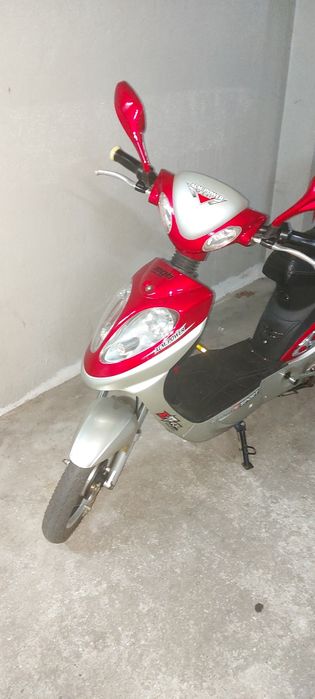 Scooter eléctrica
