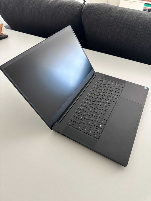 Razer Blade 15 (2019) – 32GB RAM | GTX 1660 Ti | Bateria Nova + Capa