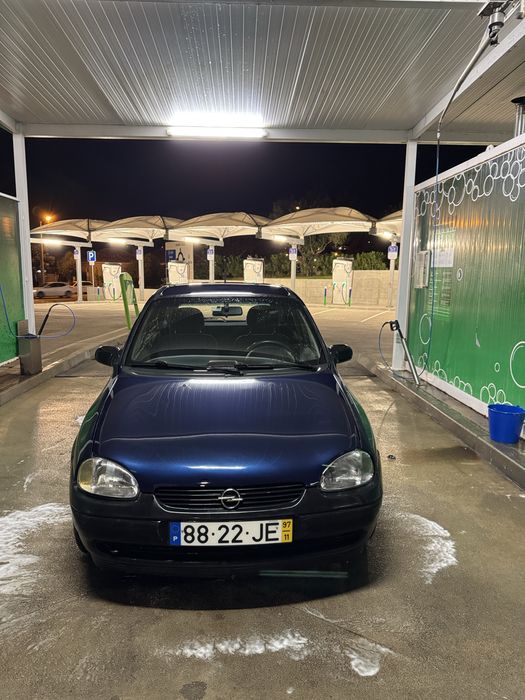 Opel corsa b 1997 1.0 gasolina