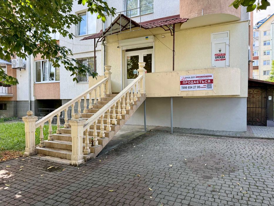 Комерційне приміщення у новобудові Стрия - 66,9 м² за ціною нижче 1 000 $/м²
