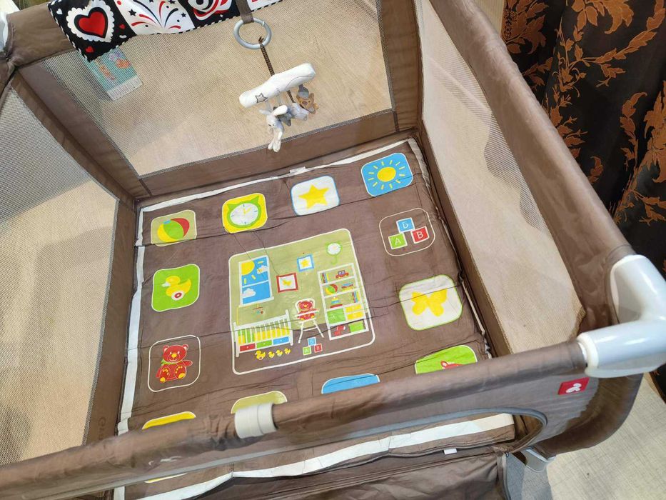 Манеж розкладний