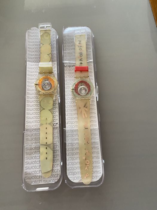 Relógios Swatch em bom estado.