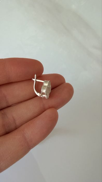 Срібні сережки Van Cleef