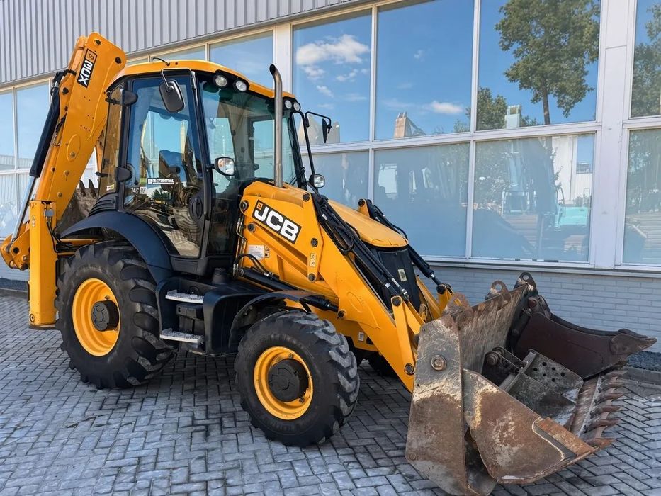 JCB 3cx  JCB 3CX uszkodzona