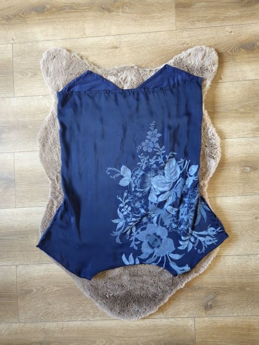 Granatowy top satynowy w kwiaty Marks & Spencer M&S M 38