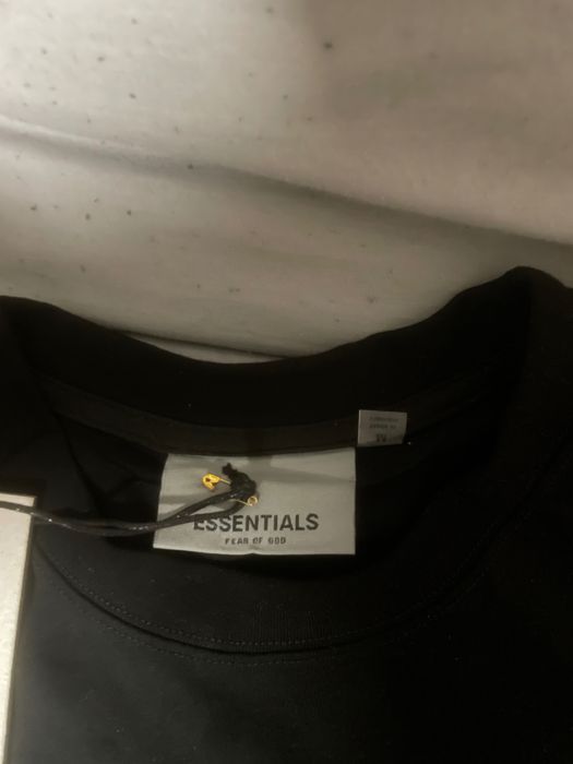 Tshirt da essentials M. Cor preta