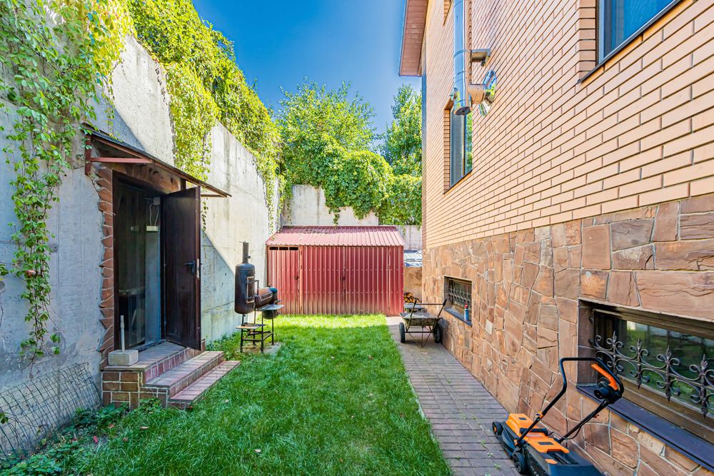 БЕЗ КОМІСІЇ будинок ремонт Червона цегла укриття! Воскресенські Сади