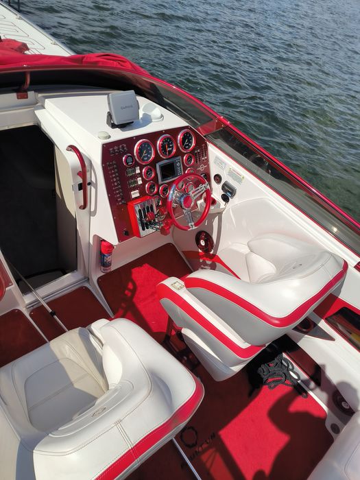 Łódź motorowa sportowa Fountain 42 1050KM 30 mth nowy silnik