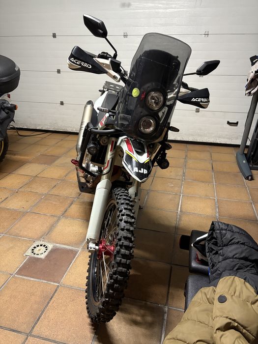 Vendo AJP PR7, 2016, 15.000 kms