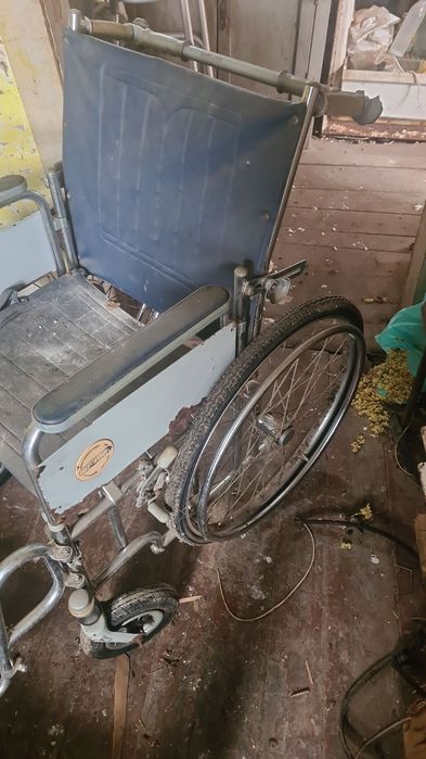 Продам Инвалидную Коляску.