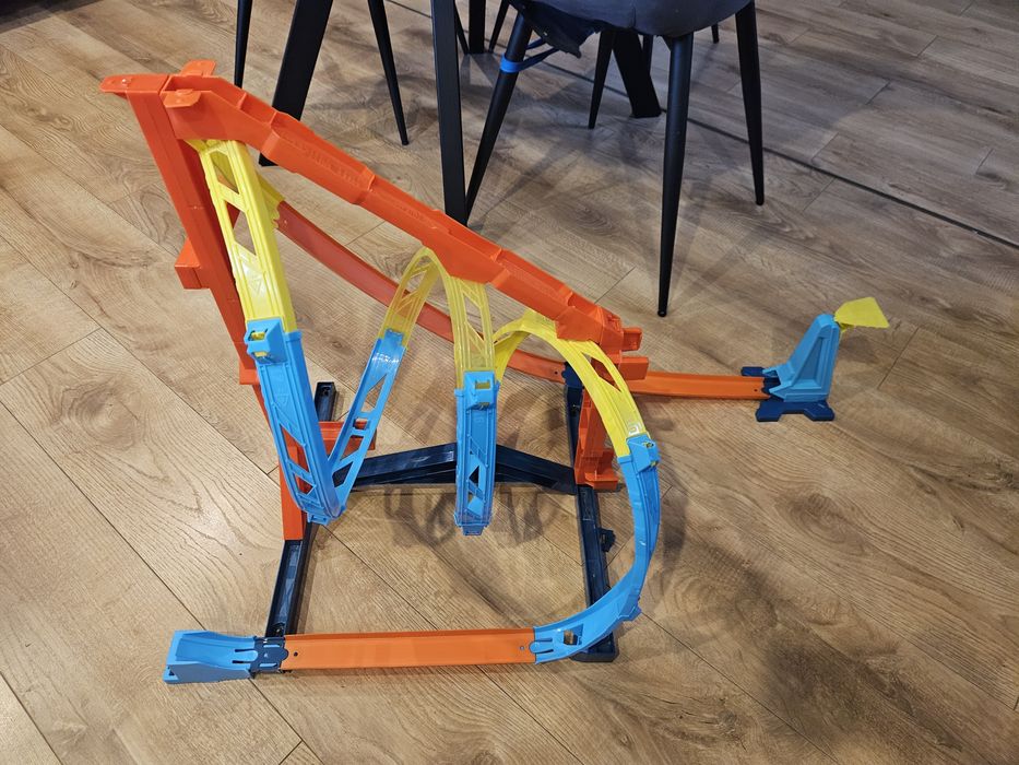 4 Zestawy Hot Wheels