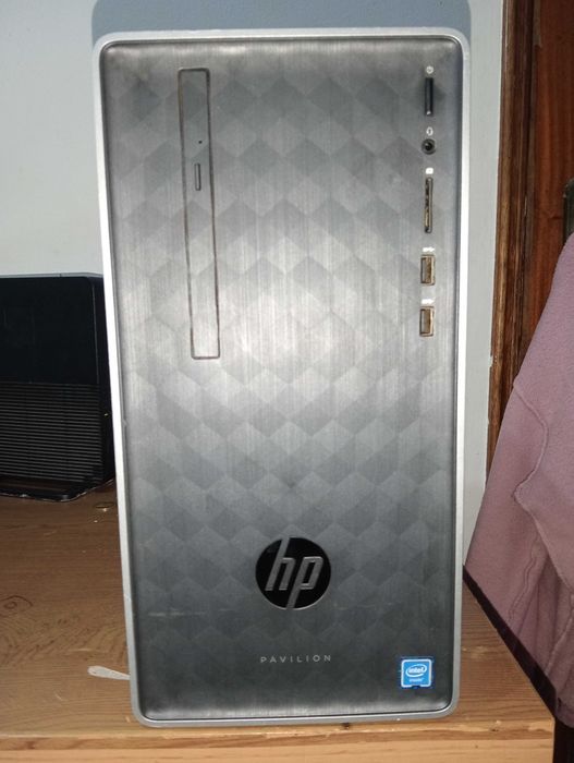 Torre de computador HP