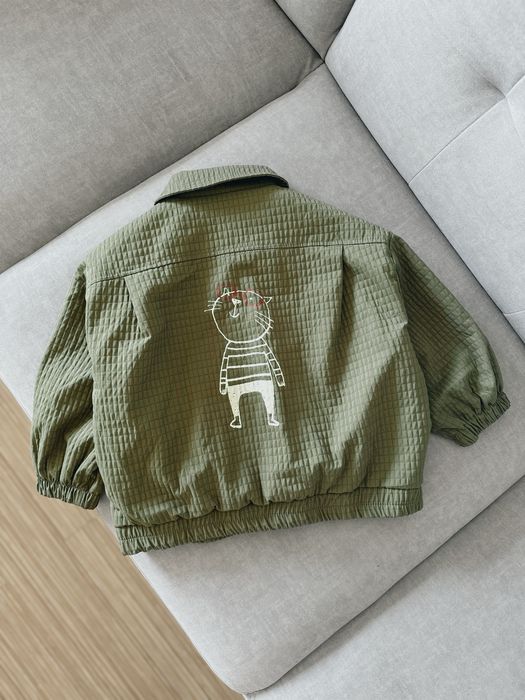 Класна куртка, вітровка