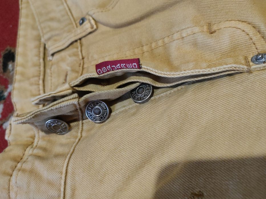 Продам джинсы"DSQUARED"