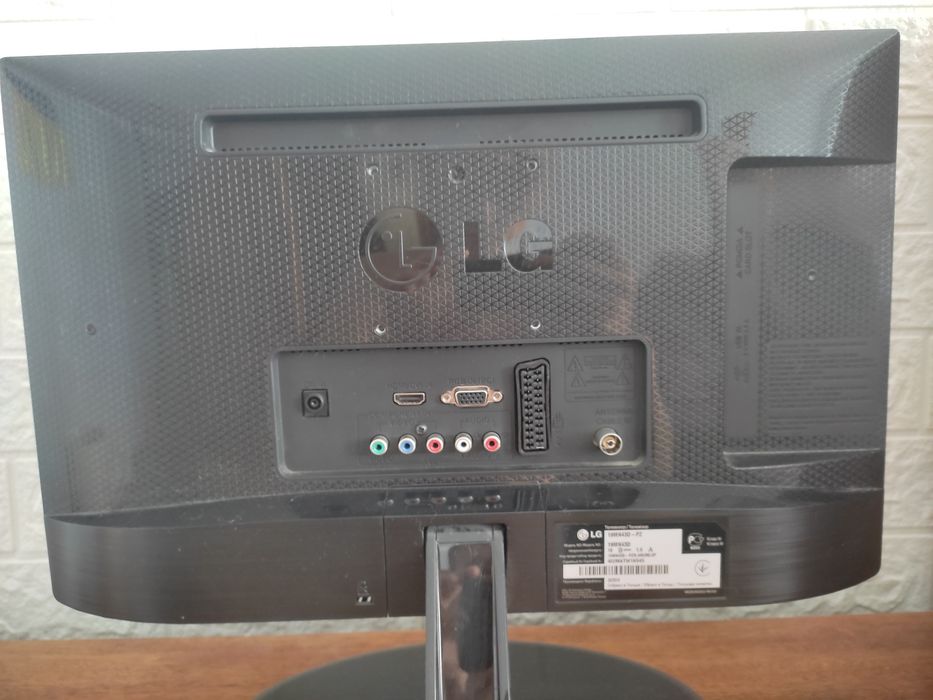 Телевізор/монітор LG 19MN43