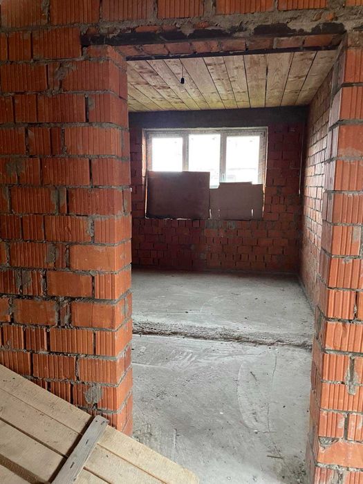 Продається будинок в смт. Буштино