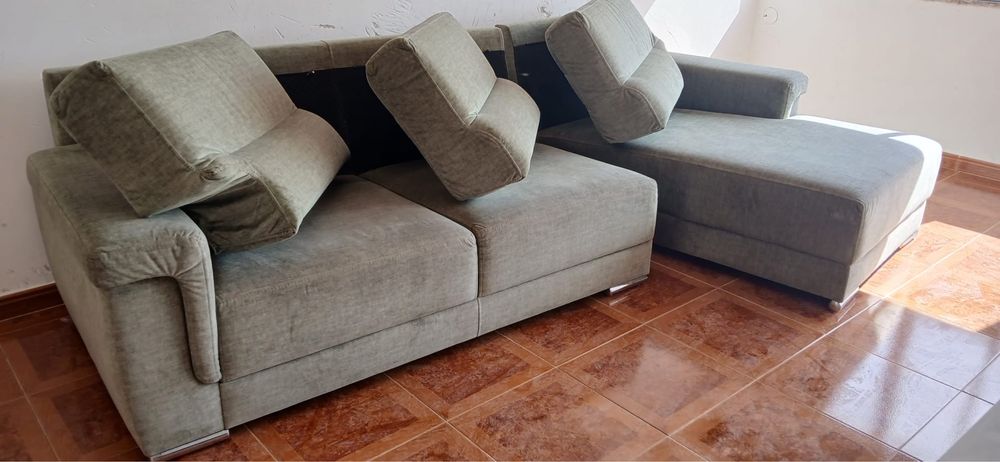 Sofa green confortável  , que fará toda diferença numa sala moderna
