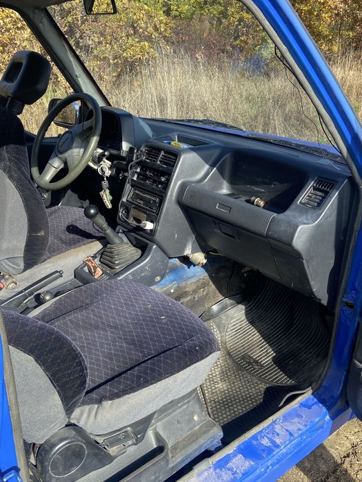 Сузукі    вітара.