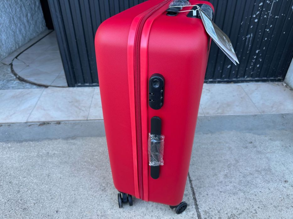Mala de Viagem Rígida de 65cm 56 Litros Vermelha Nova
