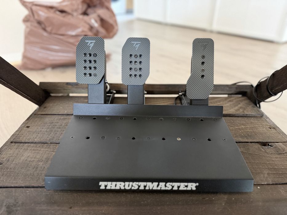 Truthmaster t598 + pedały LoadCell + stelaż