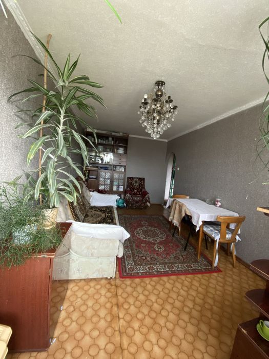 Продам 3-х кімнатну квартиру