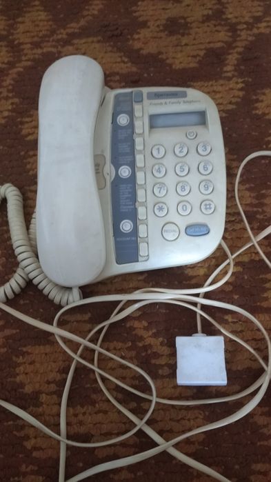 Телефон стационарный  проводной  Британика