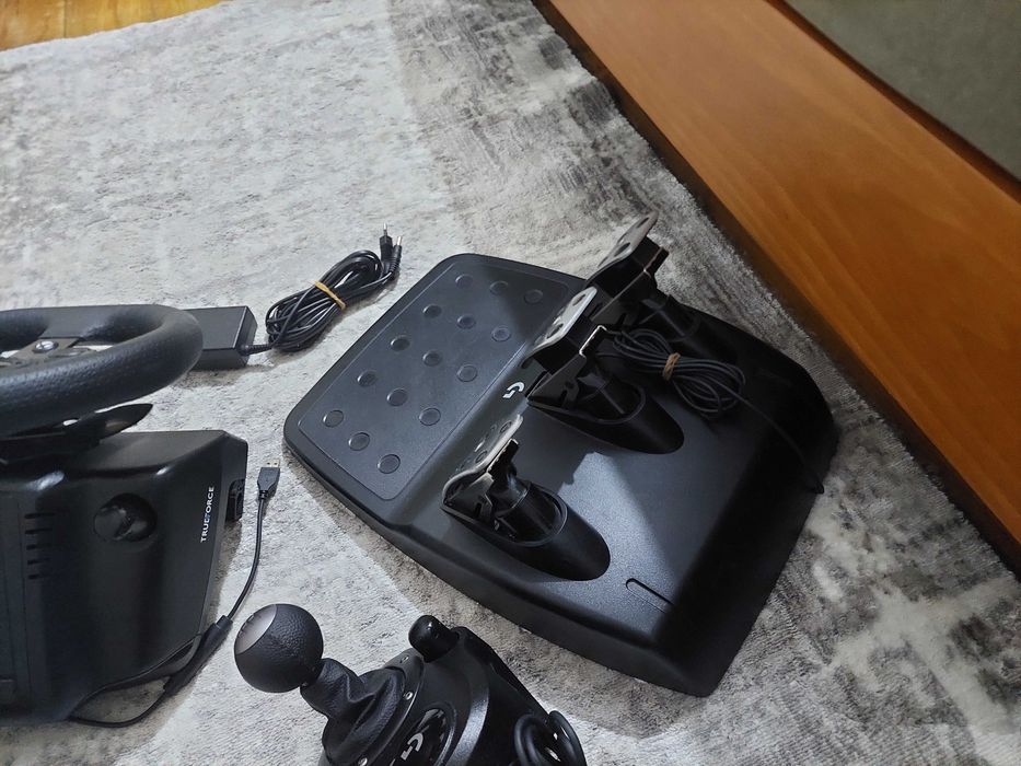 Logitech g923 como novo