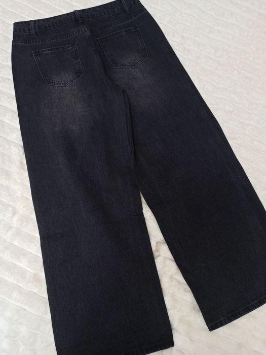 Джинси палаццо,широкі в камінці