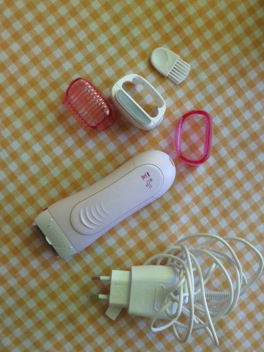 Депілятор Braun з насадками