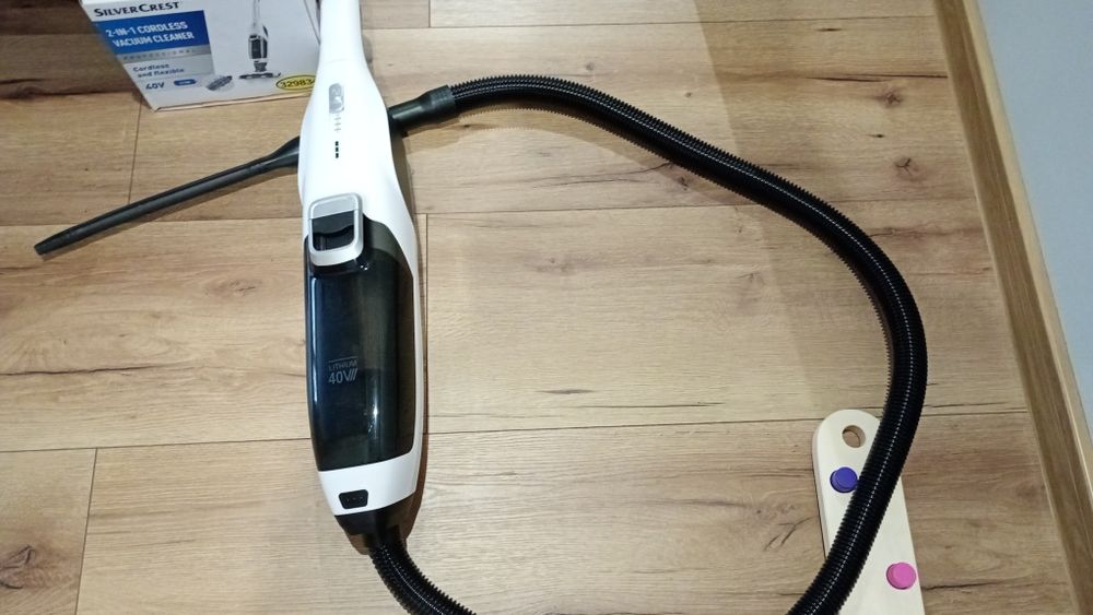 Odkurzacz pionowy, akumulator