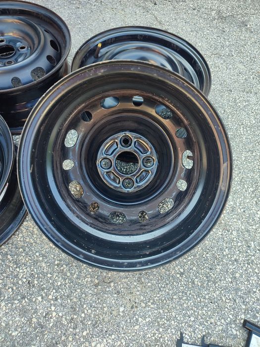 Komplet felg stalowych 14cali 4x100 6J ET45 osadzenie 54.1