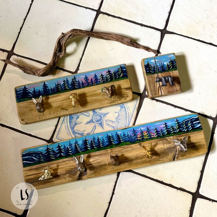Driftwood | Komplet wieszaków na belkach z Molo z malowidłem, kute haki | LUKI SZTUKI