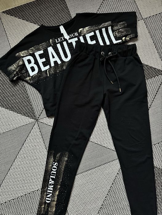 НОВИЙ жіночий костюм