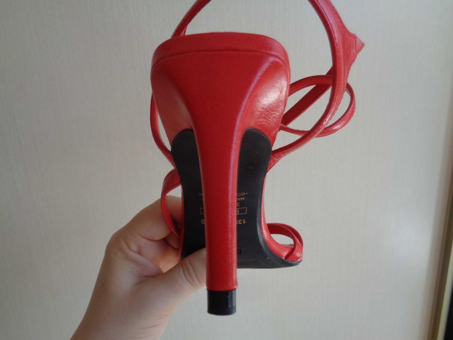 sandałki damskie Bershka 38 buty wintage prezent sandały szpilki