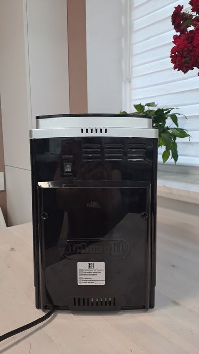 Кавомашина Delonghi Ecam23.420.SB