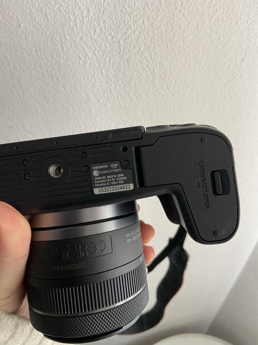 Canon EOS RP com lente 24-50mm