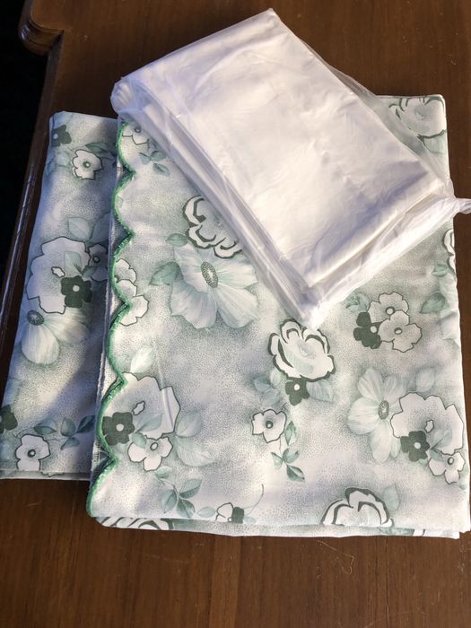 Conjunto de lencois e almofadas para cama de casal