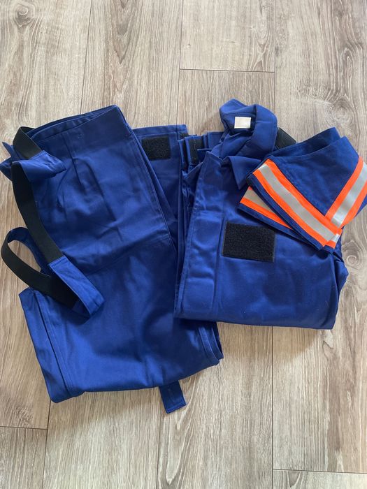 Profesjonalny kombinezon roboczy KAMA – Rozmiar 92/171 – Odblaski