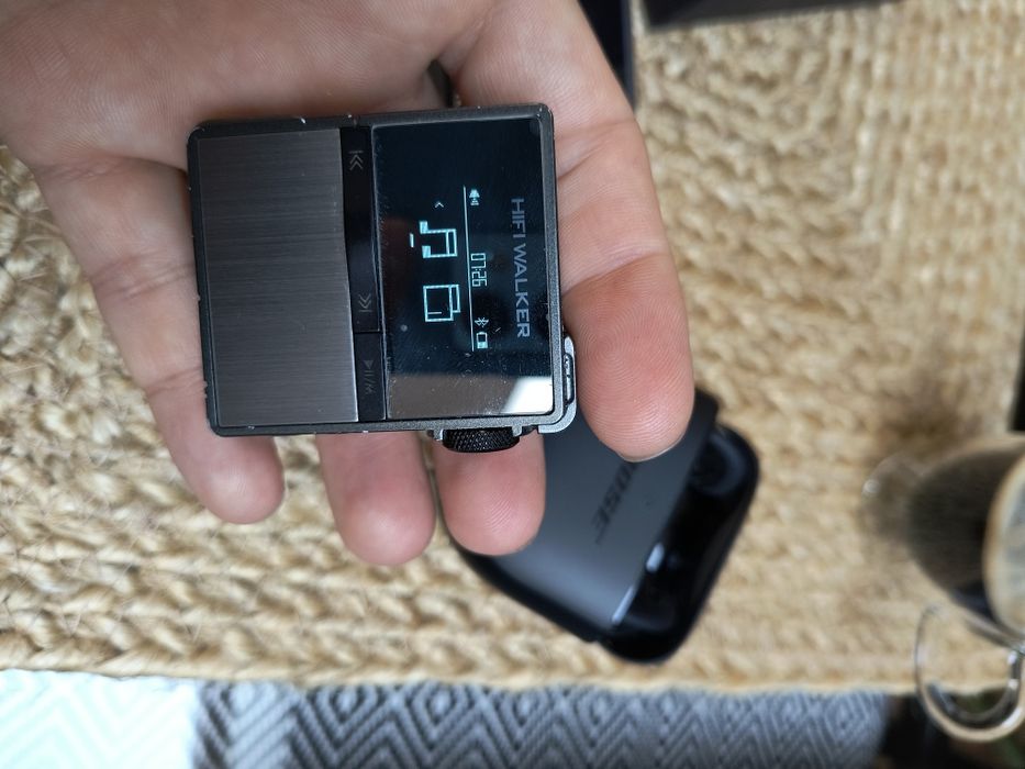 Odtwarzacz BT/ DAP Walker HX Sport. FLAC, OGG, AAC, aptx