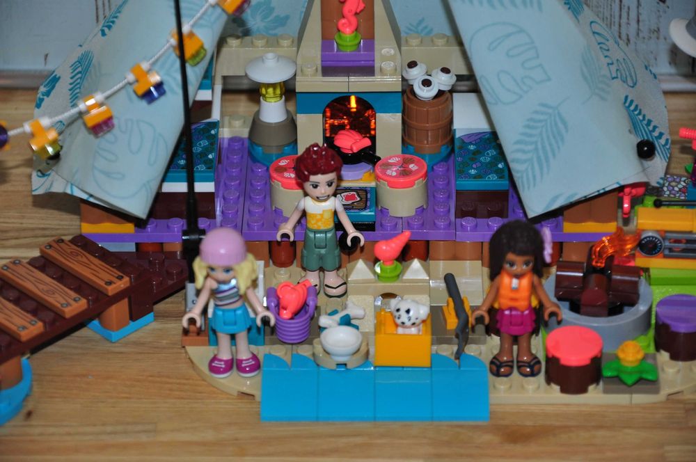 Z0368 Zestaw LEGO Friends 41700-1 Luksusowy kemping na plaży