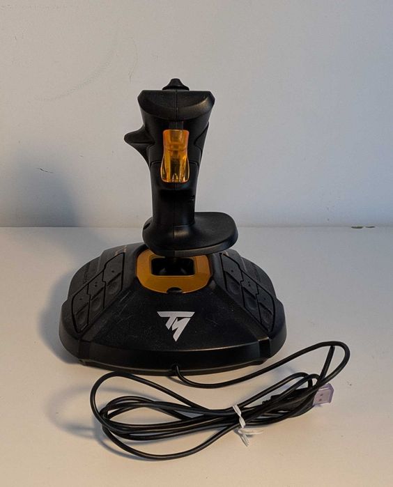 Joystick Thrustmaster – Simulador de Voo para PC | Flight Simulator/DCS