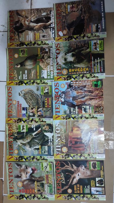 Lote 23 Revistas de Caça Vientos y Rastro