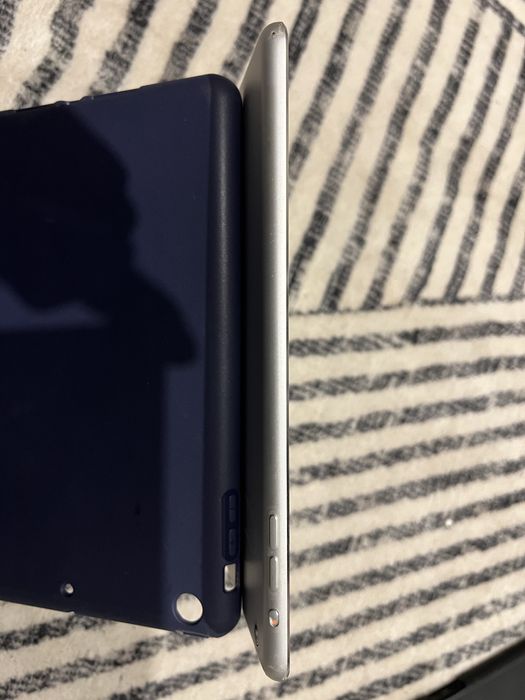 Apple Ipad mini 1 gen model A1432