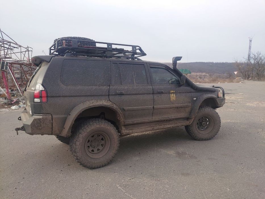 Mitsubishi Pajero sport, offroad tuned