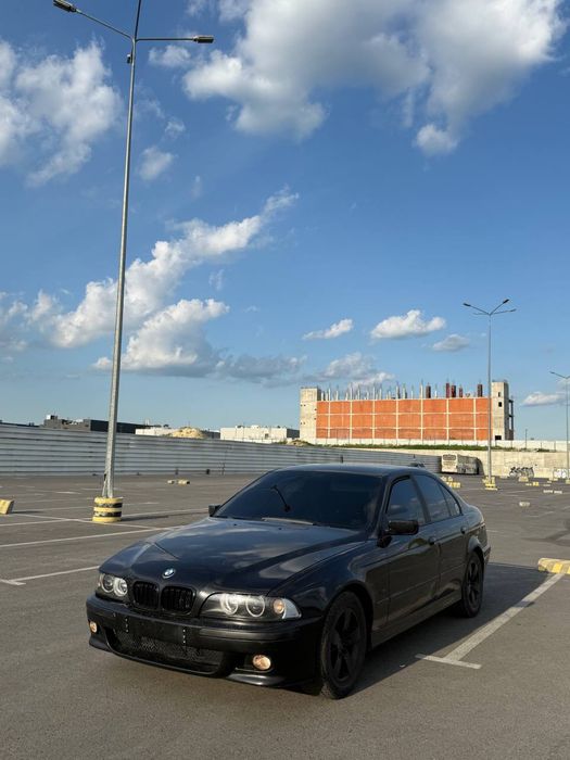 Продам BMW E39 2.0