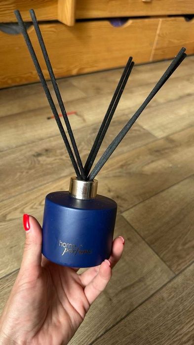 odświeżać powietrza z aromatycznymi patykami