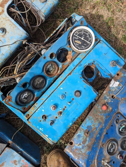 Панель МТЗ Кабіна МТЗ Панель МТЗ ЮМЗ Мотоблок щиток МТЗ прибори Датчик