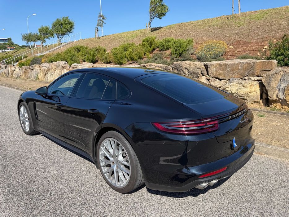 Porsche Panamera 4 S